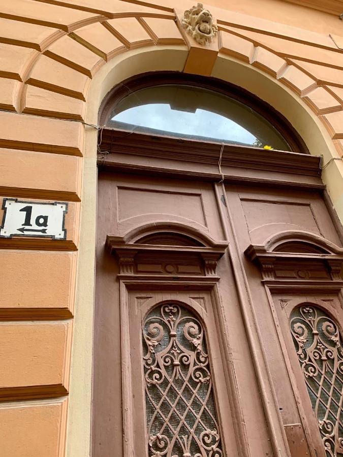Goodmood Apartment Дебрецен Екстериор снимка