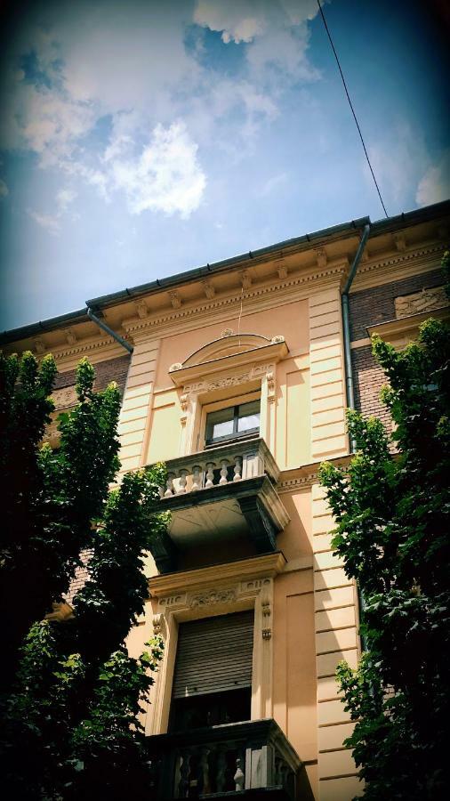 Goodmood Apartment Дебрецен Екстериор снимка