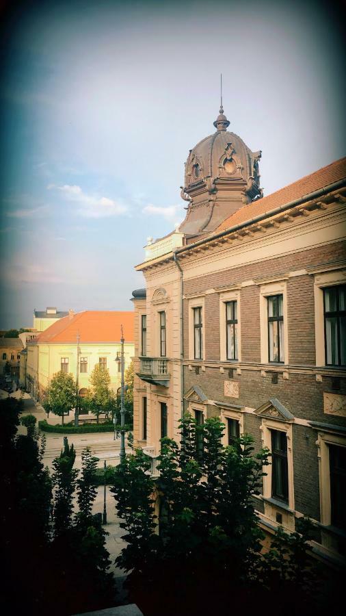 Goodmood Apartment Дебрецен Екстериор снимка